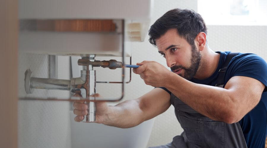 Expert burst pipe repair services in Dale, WI